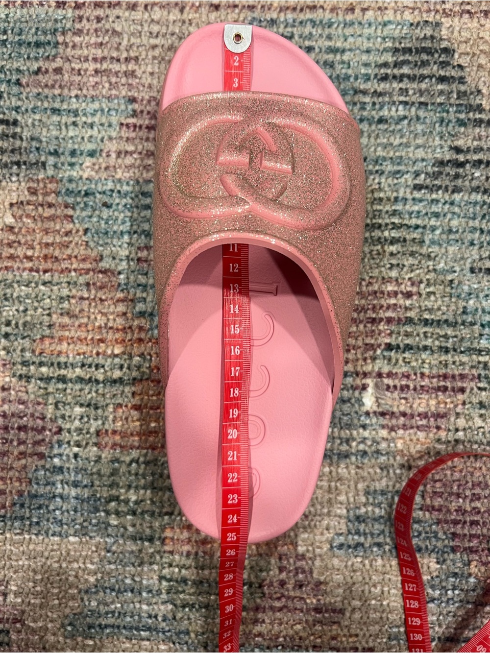 EUC ⭐️ Interlocking GG Rubber Platform Slide Sandals -Pink (38) 7 - Picture 9 of 9